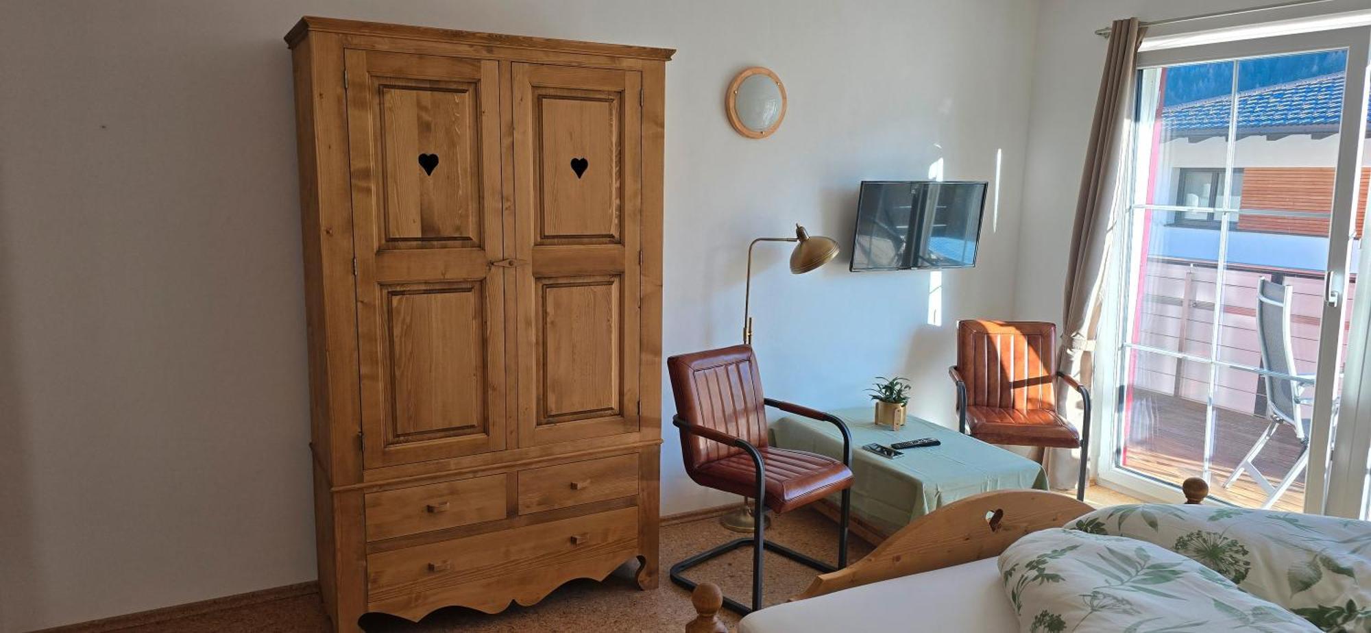 Haus Auszeit Bed and Breakfast Wenns Eksteriør billede
