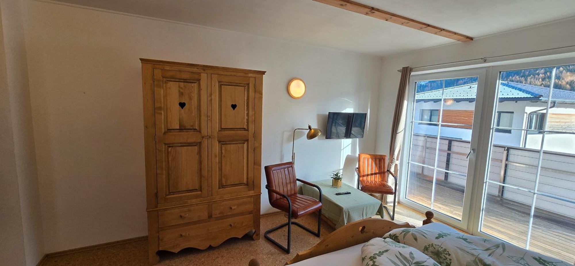 Haus Auszeit Bed and Breakfast Wenns Eksteriør billede