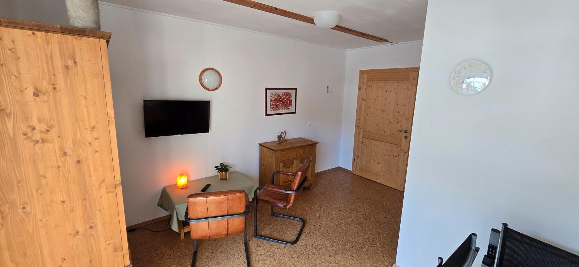 Haus Auszeit Bed and Breakfast Wenns Eksteriør billede